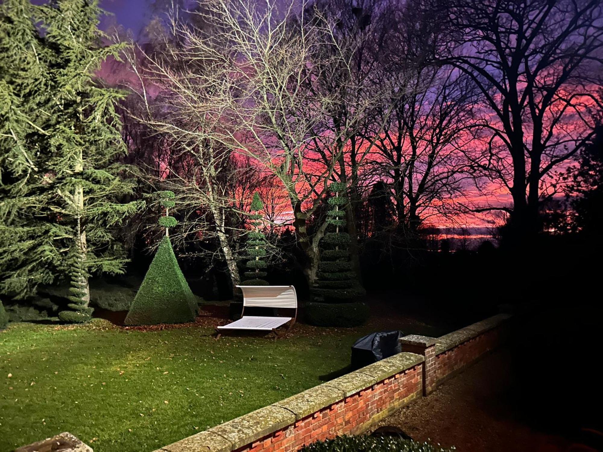 Cressy Hall - Historic Grade II Listed Manor, Gorgeous Topiary Garden Gosberton Exteriér fotografie